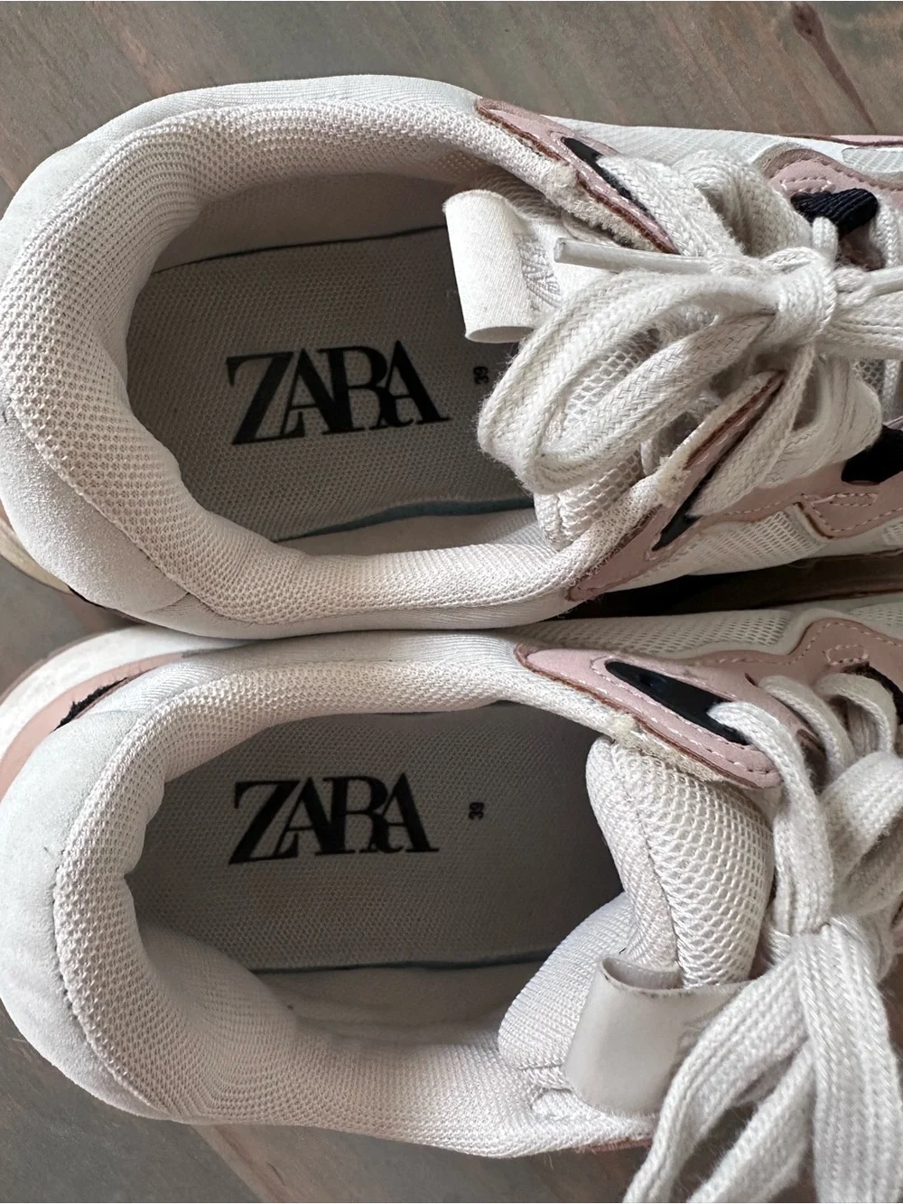 Zara White and Blush Pink Women's Lace-Up Sneakers